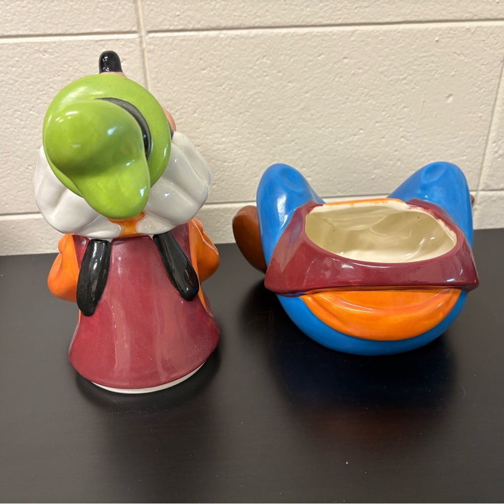 Disney Green and Orange Food Storage Set - Picture 6 of 8